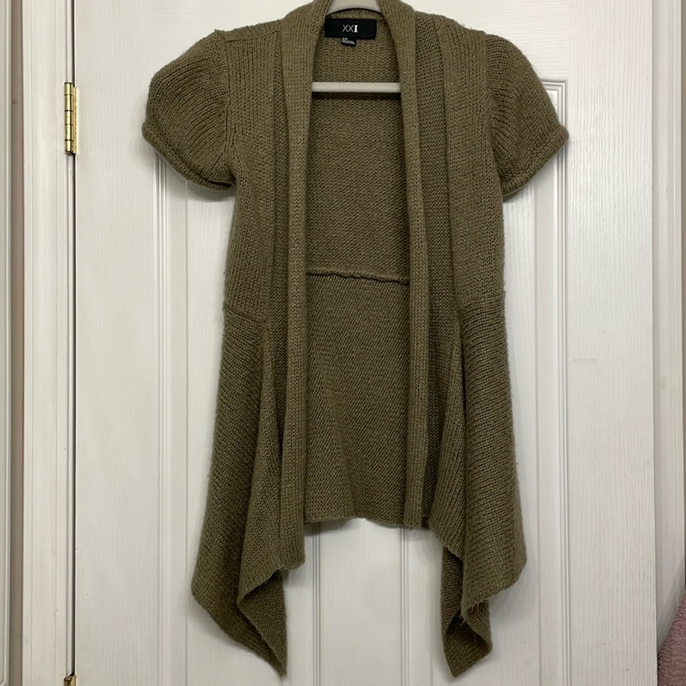 💛Light brown, small cardigan by XXI 💛